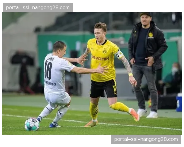 官方：多特蒙德与罗伊斯续约一年，球员将在威斯特法伦结束职业生涯